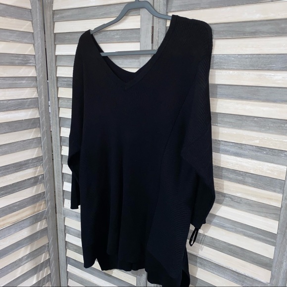 Lane Bryant V Neck Tunic Top Sz 18/20 - Picture 2 of 5